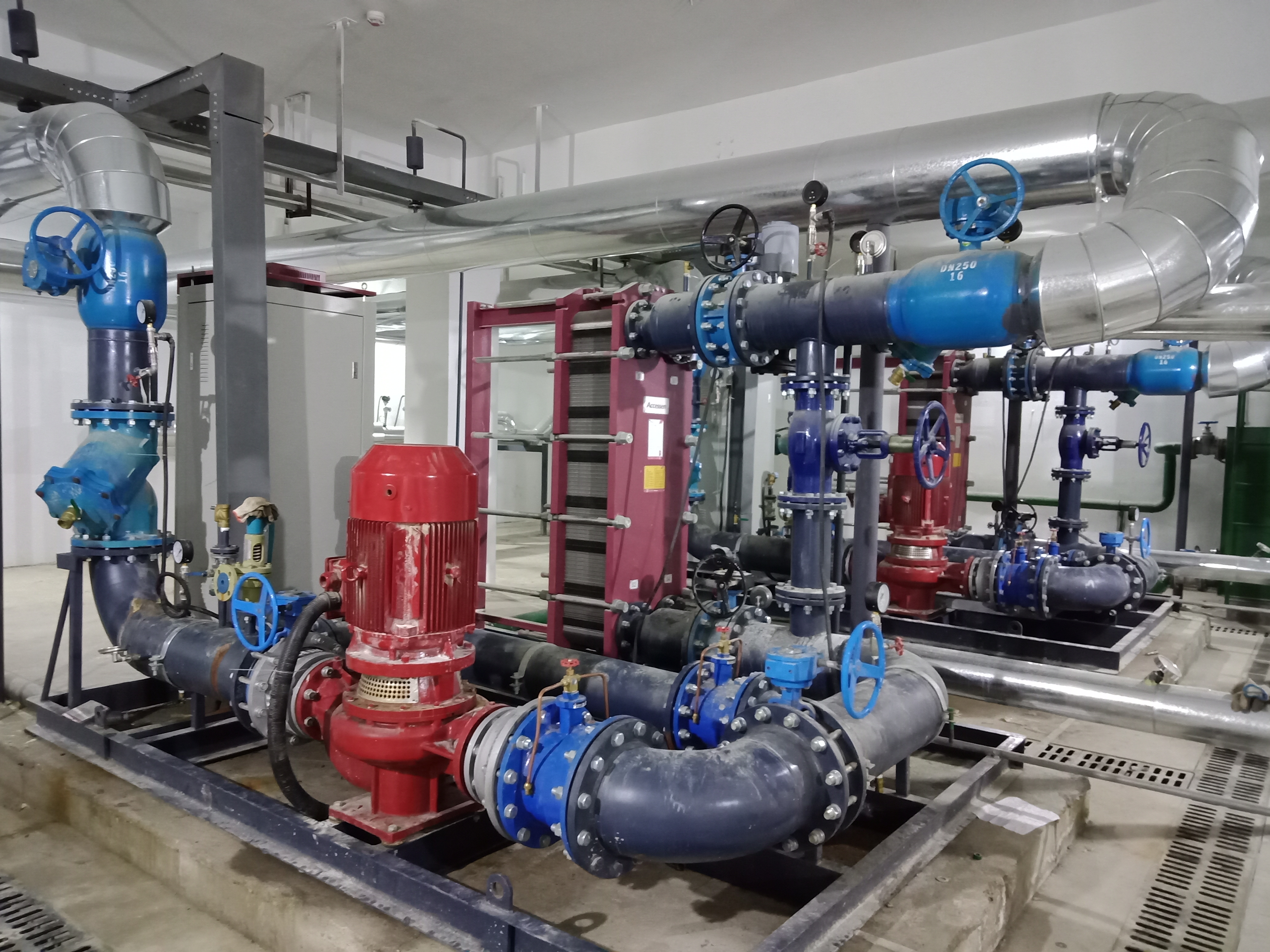 C . 內(nèi)蒙古呼和浩特城發(fā)熱力-6 C . 內(nèi)蒙古呼和浩特城發(fā)熱力-6