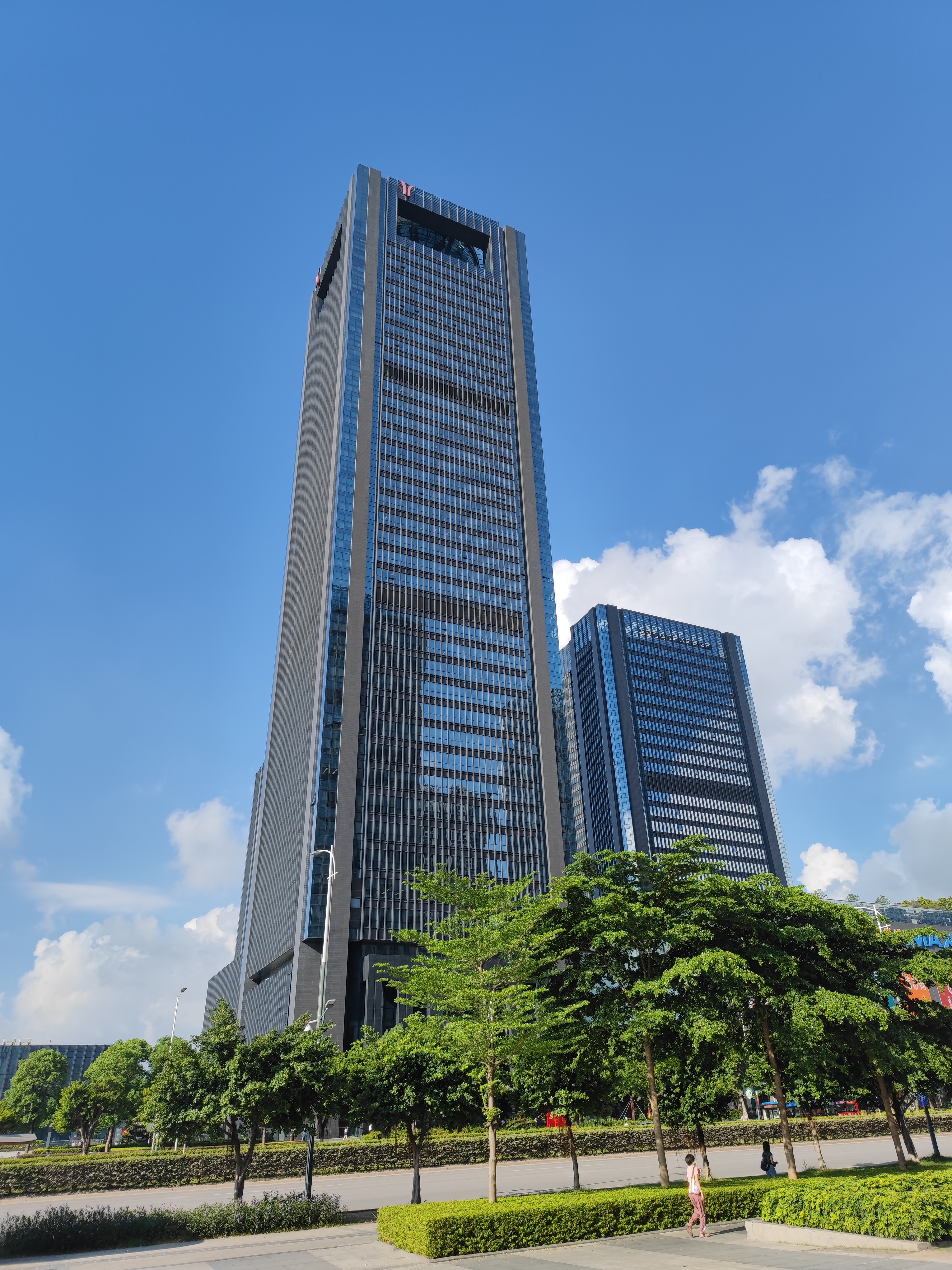 D . 廣東廣州地鐵運營指揮中心-2